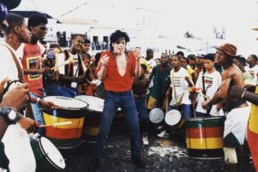 O batuque e o rei: o dia histórico em que Michael Jackson descobriu o Olodum