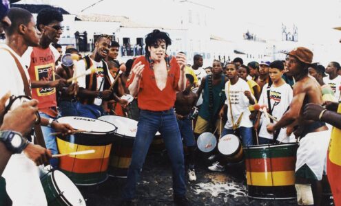 O batuque e o rei: o dia histórico em que Michael Jackson descobriu o Olodum